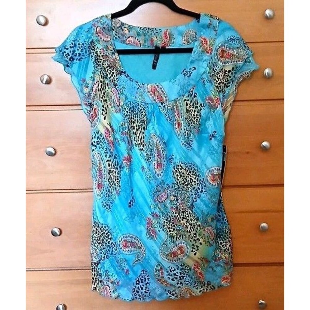 NWT Essentials by Miland Womens XL Paisley Aqua Floral Animal Short Cap Slv Top